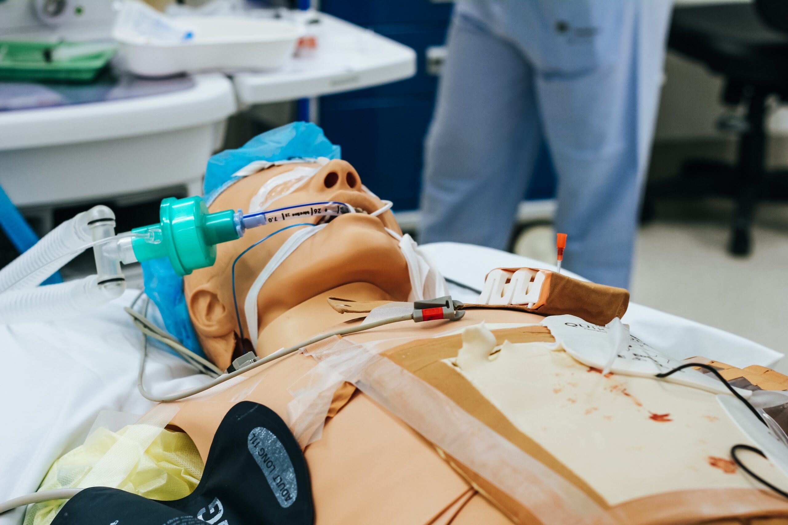 Read more about the article Inspiring the Future of Healthcare: The Lifesaving Benefits of Simulation Labs